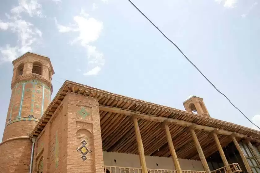 مسجد دو مناره سقز