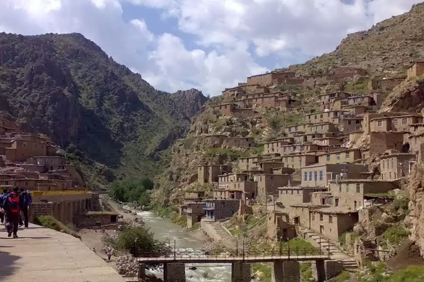 روستای پالنگان کامیاران