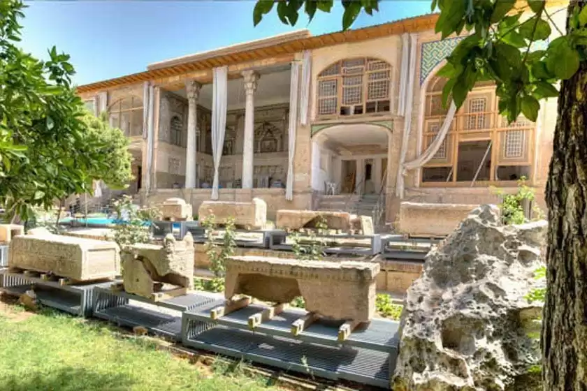 باغ موزه هفت تنان شیراز