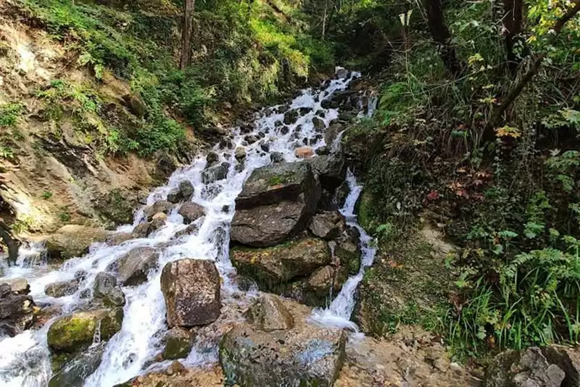 آبشار آب پری مازندران