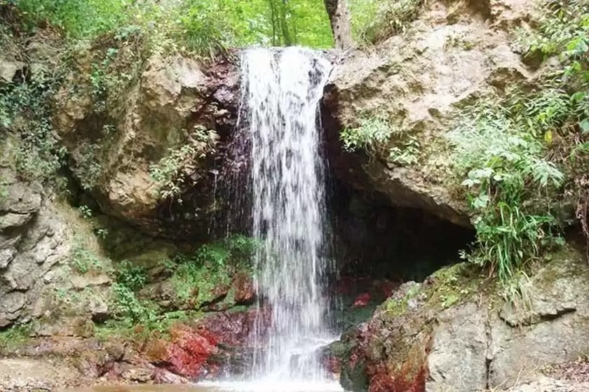 آبشار لار چشمه فومن