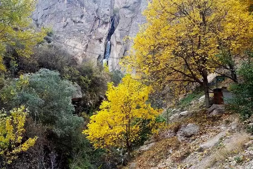آبشار شاهاندشت لاریجان