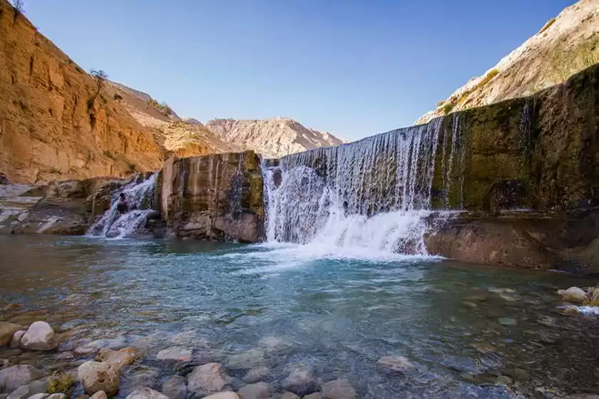آبشار آبتاف دهلران