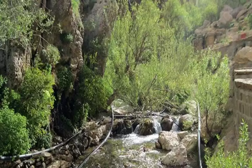 گردشگاه شهید فیروزآباد فارس