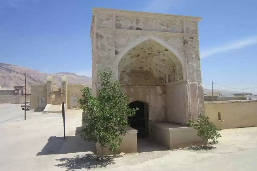 حمام وراوی مهر استان فارس