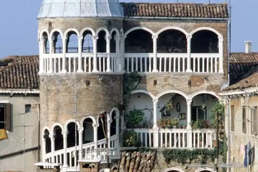 قصر کونتارینی دل بوولو