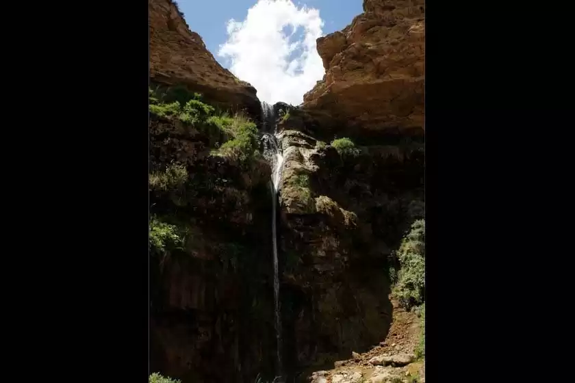 آبشار خورخوره سلماس (آبشار ممکان)