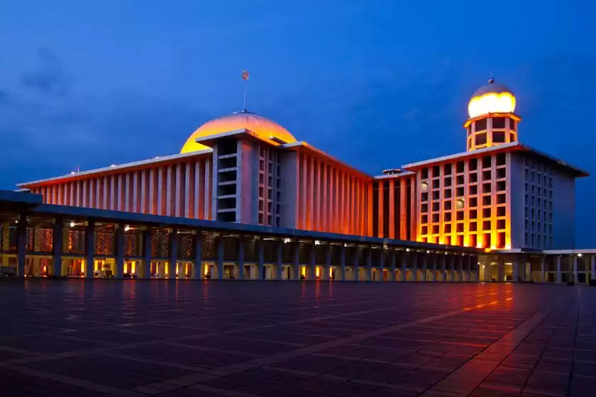 مسجد استقلال جاکارتا