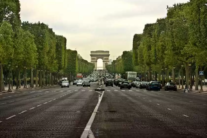 بلوار شانزلیزه پاریس