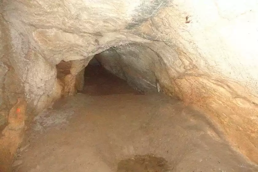 غار کونا شم شم
