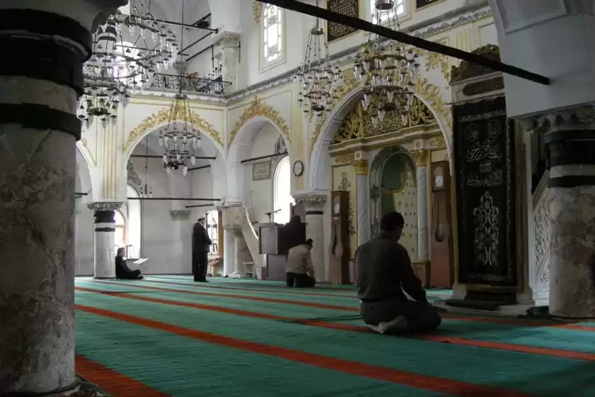 مسجد شادیروان
