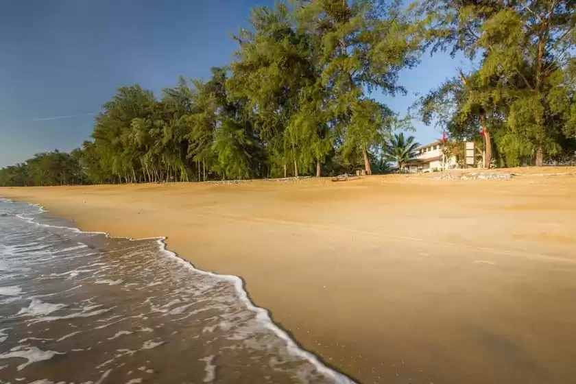 ساحل چراتینگ
