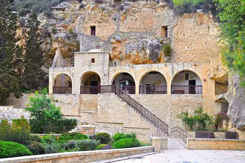 صومعه آگیوس نئوفایتس