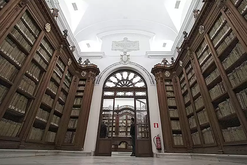 کتابخانه کلمبینا