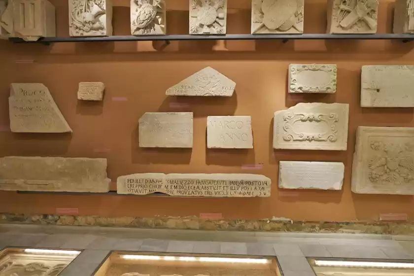 موزه تاریخی کرت