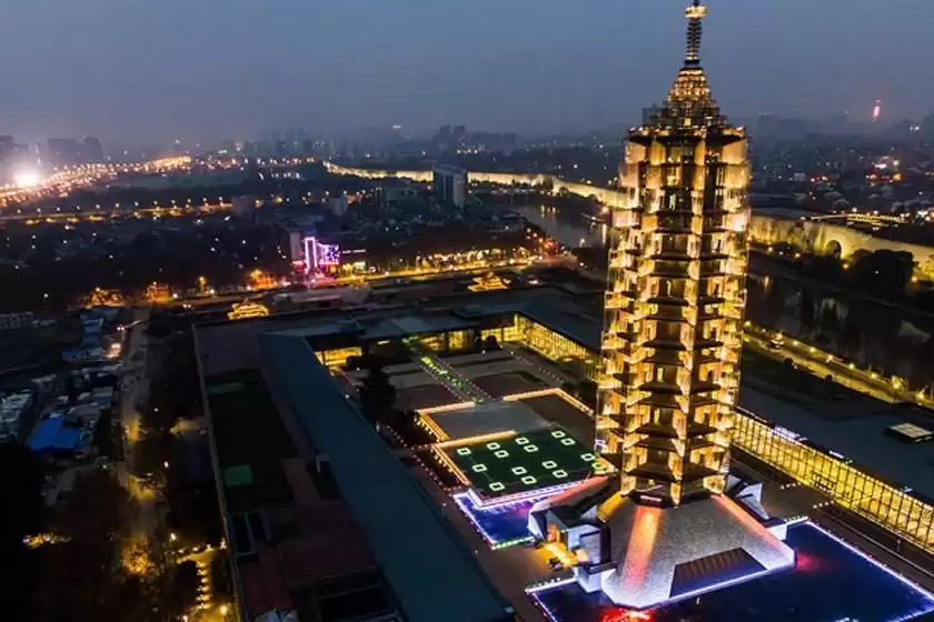 برج نانجینگ چین