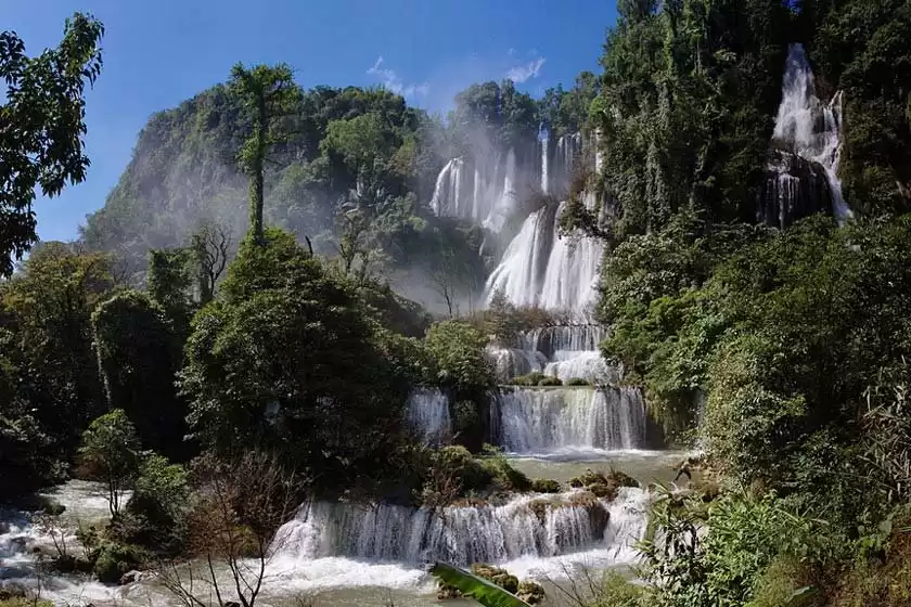 آبشار نامتوک تان نگا چانگ
