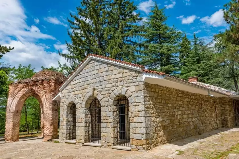 مقبره کازانلاک بلغارستان