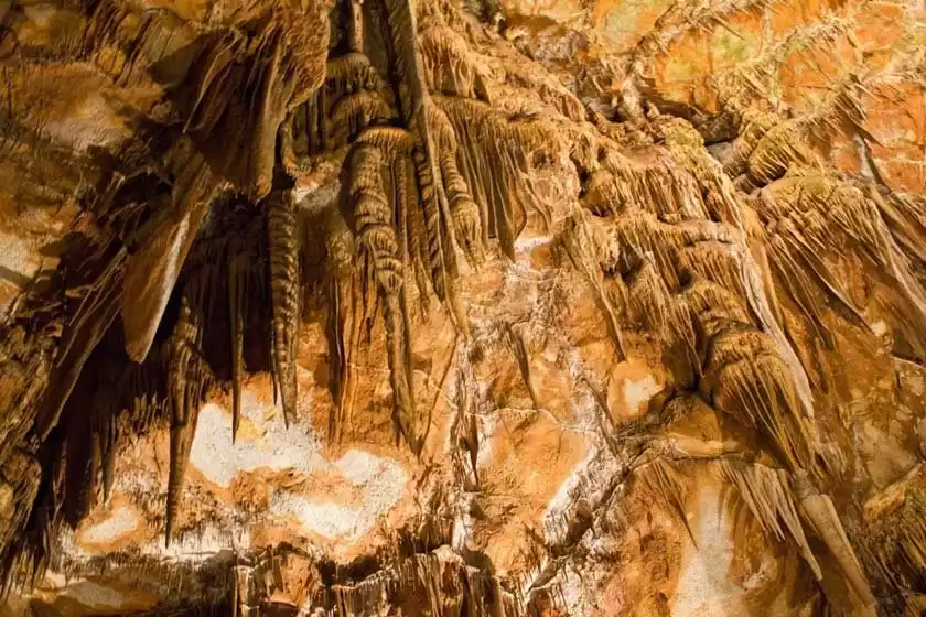 غار یاگودینا بلغارستان