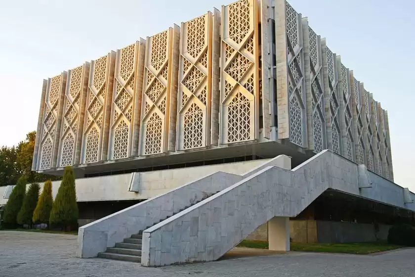 موزه دولتی تاریخ ازبکستان