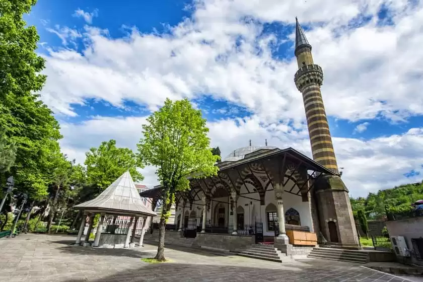 مسجد و آرامگاه گلبهار خاتون ترکیه