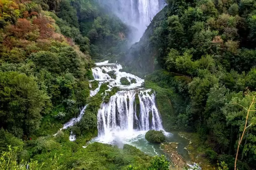 آبشار کاسکاتا دل مارمور ایتالیا