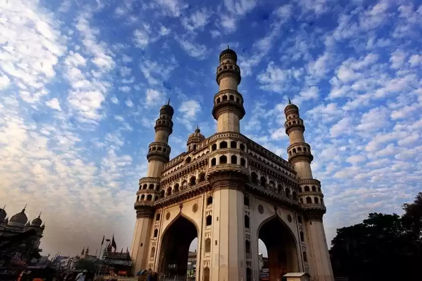 مسجد چهارمنار هندوستان