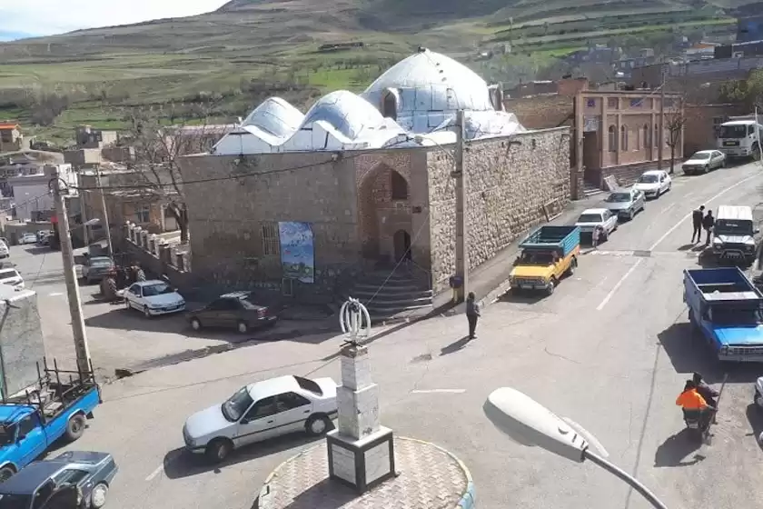 مسجد جامع خاروانا ورزقان