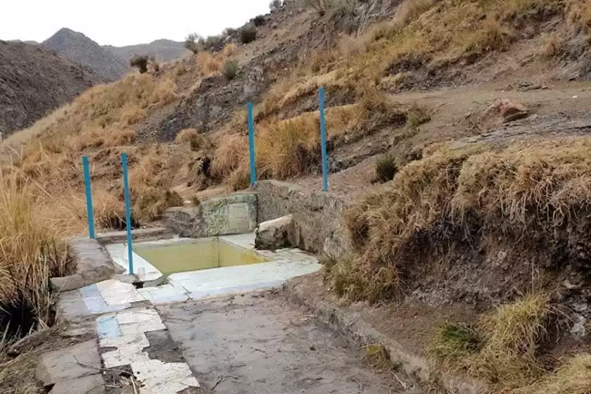 آب گرم خلیل آباد کاشمر